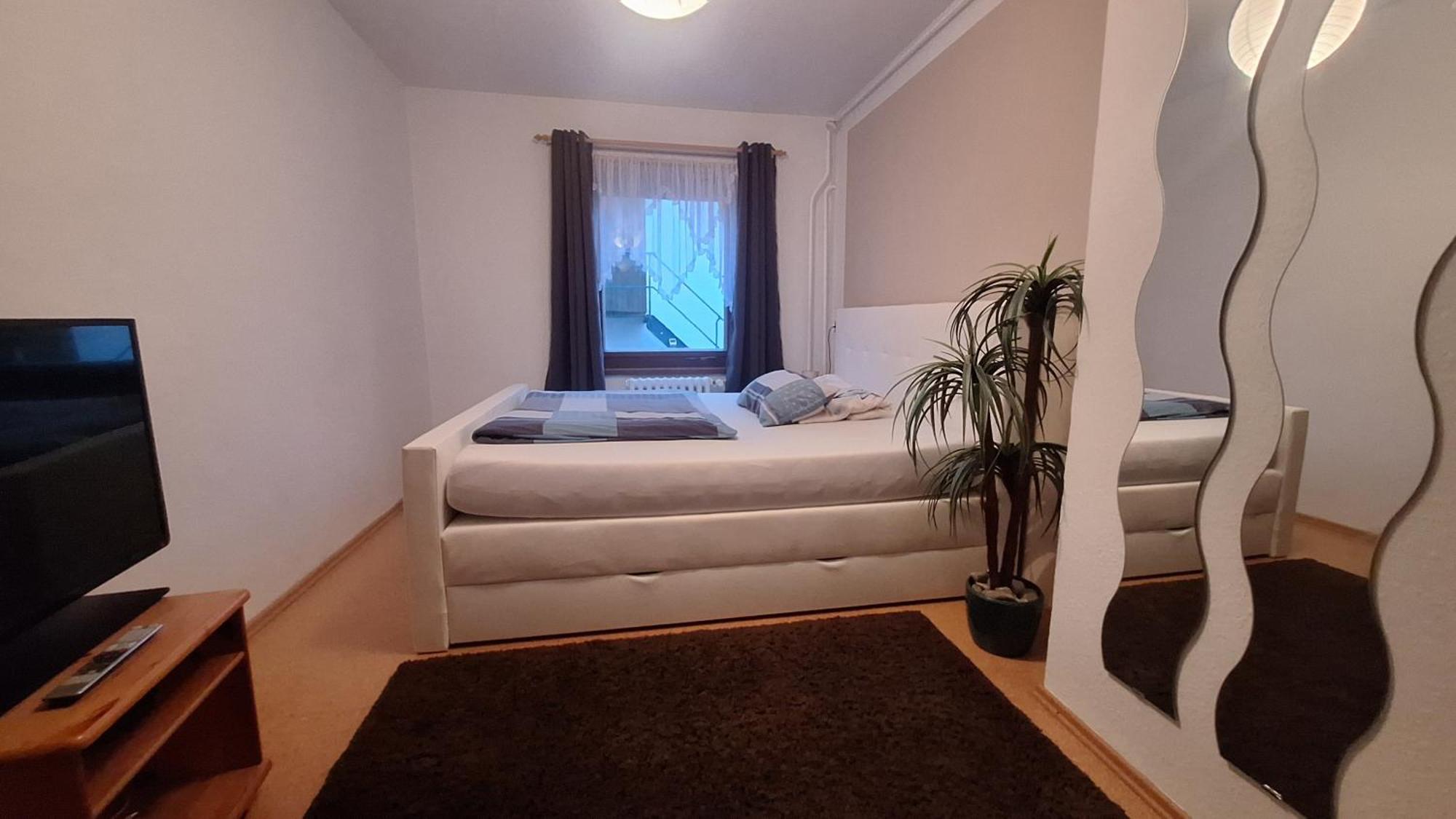 Ferienwohnung - Chayenne Apartment Mit 2 Schlafzimmern Klinga Ngoại thất bức ảnh